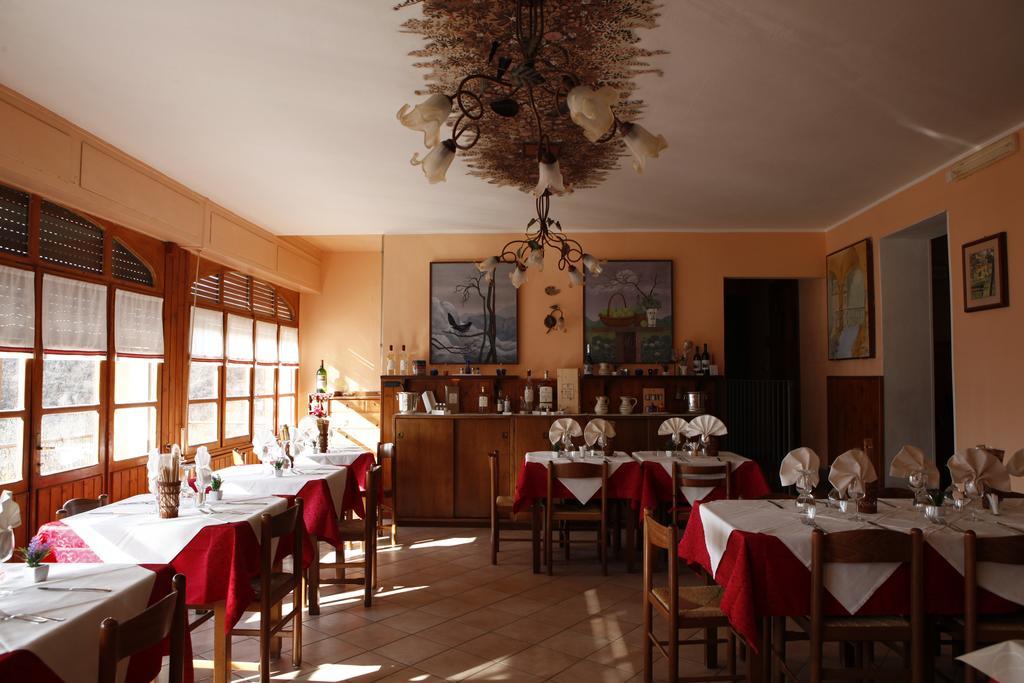Locanda Del Pittore Arcumeggia المظهر الخارجي الصورة