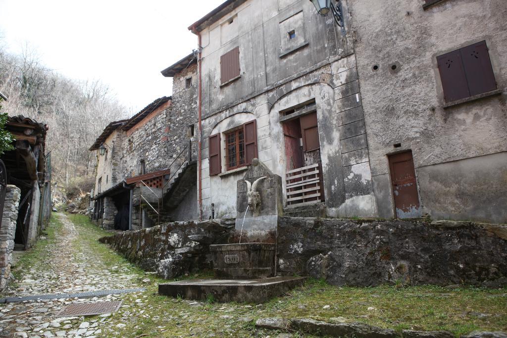 Locanda Del Pittore Arcumeggia المظهر الخارجي الصورة